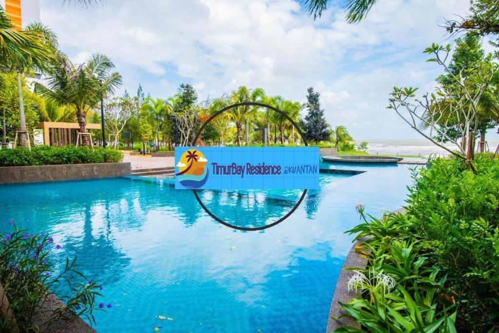 Timurbay Seafront Holiday Pool & Seaview Kuantan Luaran gambar